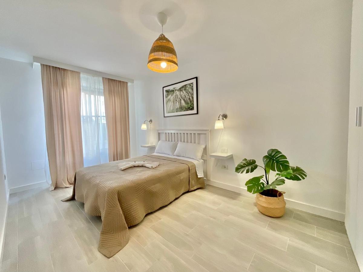 Oasis Brisa Marina Apartman Bajamar  Kültér fotó
