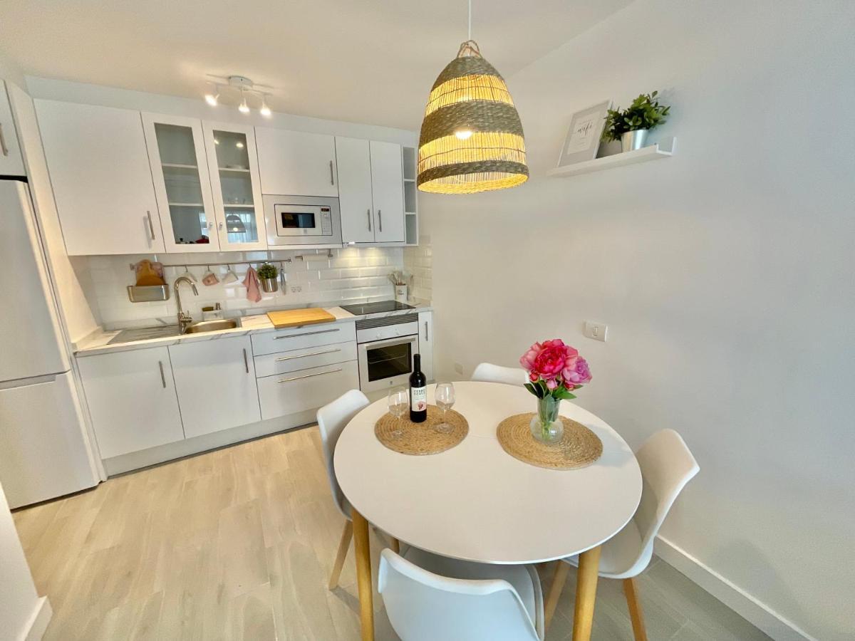 Oasis Brisa Marina Apartman Bajamar  Kültér fotó
