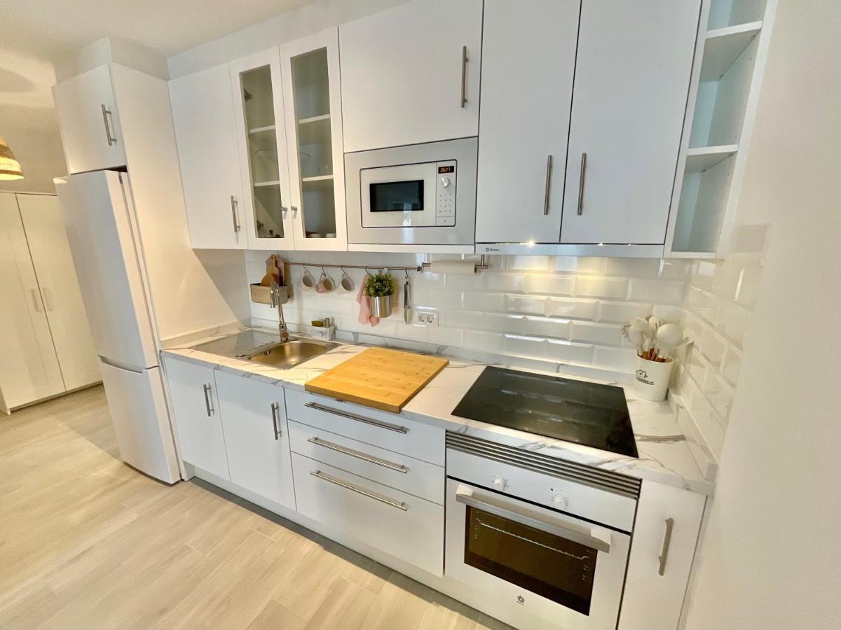 Oasis Brisa Marina Apartman Bajamar  Kültér fotó